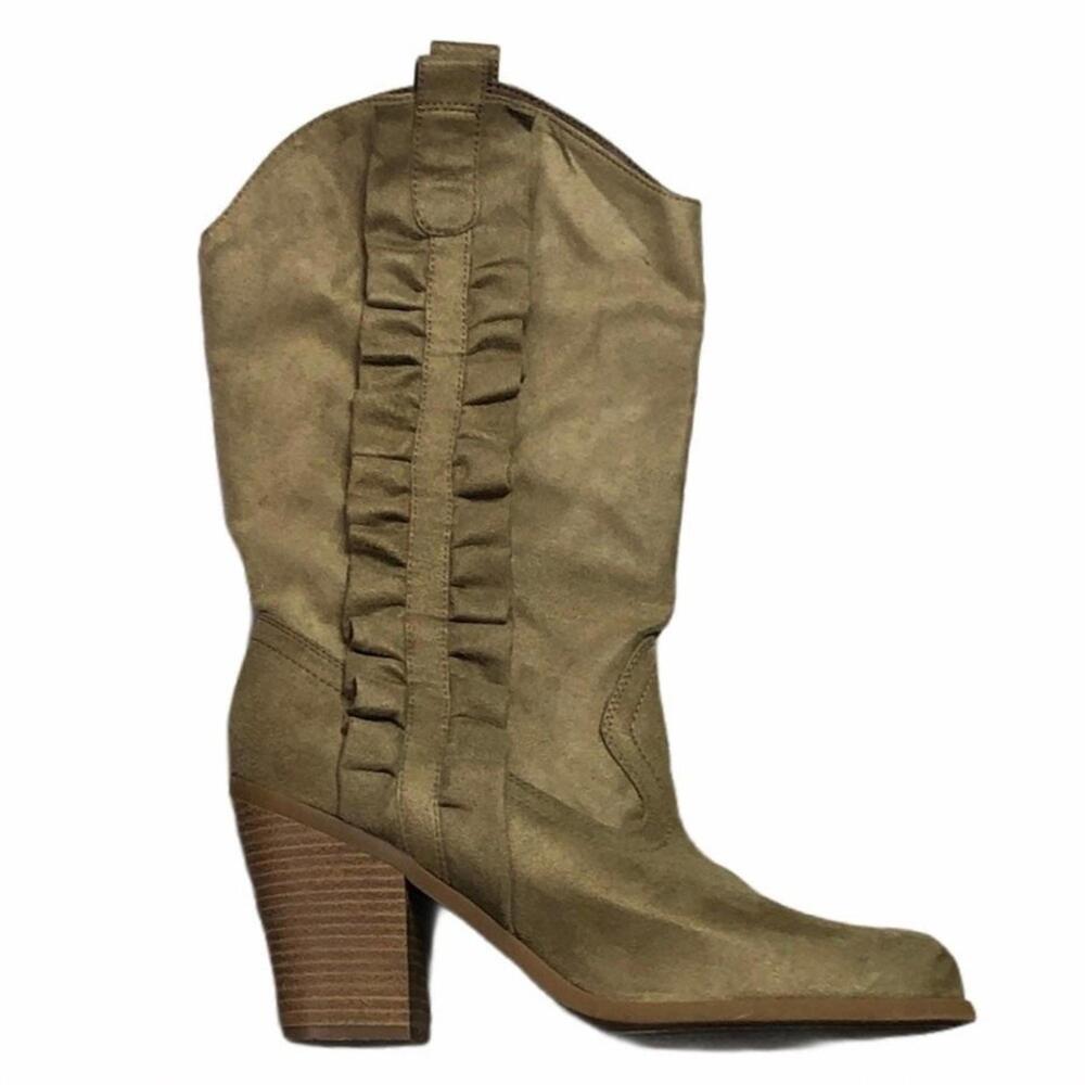 Tan heeled ruffled cowgirl boots sz 10 vegan leather‎ suede